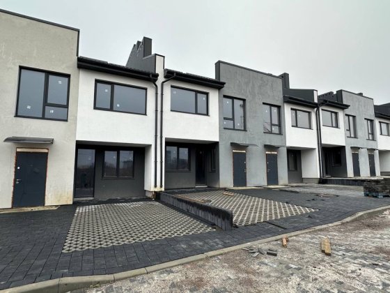 Продаж котеджу з мансардою 93 м² та газом Ровно