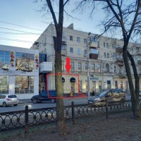 Оренда магазина на червоній лінії з окремим входом Яворницького 105. Червона лінія, окремий вхід, ві Дніпро