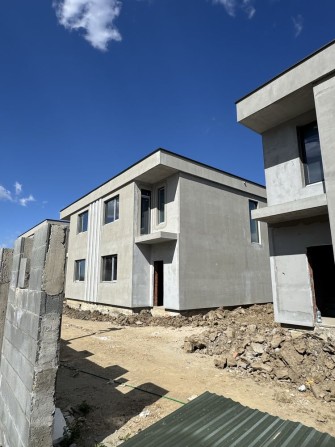 Продаж таунхаусу з приватною територією 140кв.  в м.Ужгород - фото 1