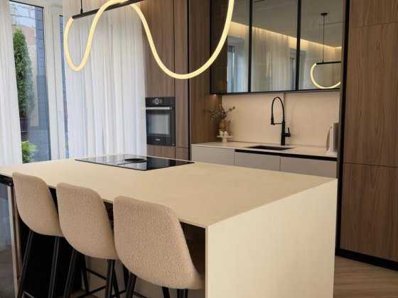 Продаж  сучасного ТАУНХАУСА Чернівці