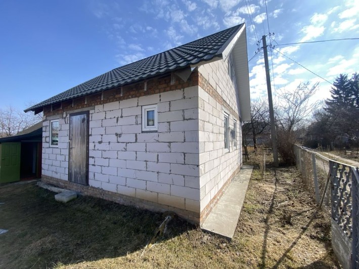 Продам новобудову із земельною ділянкою по вул. Михалевича - фото 1