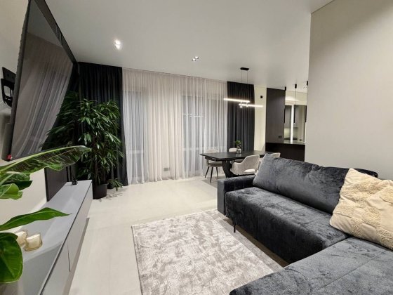 Продаж ексклюзивного котеджу На Щасливому! Укомплектований Ровно