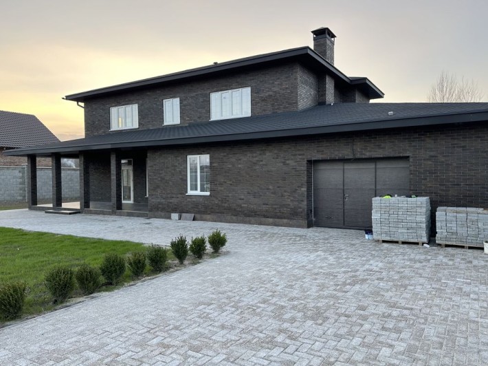 Дом 2023 г с ремонтом ул. Героев Крут р-н Роддом - фото 1