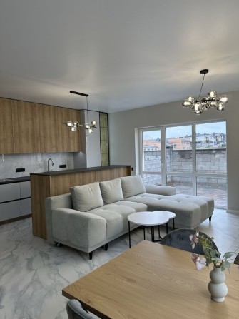 Продаж двояну з стильним і сучасним ремонтом - фото 1
