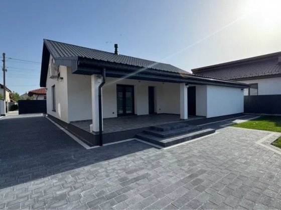 Продається сучасний будинок в Ужгороді Ужгород