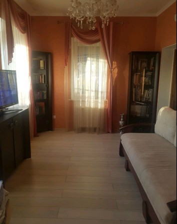 Продаю будинок , район Казбет - фото 1