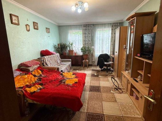 Продається частина будиночку по вулиці Прутській Чернівці