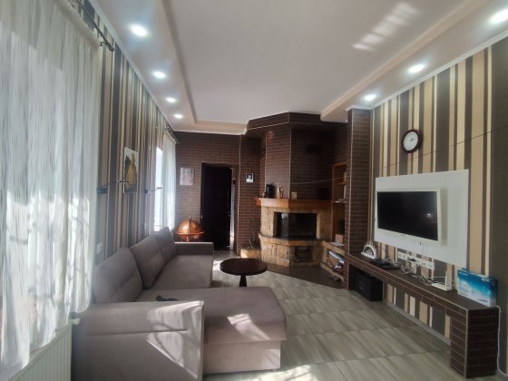 Продам будинок р-н кінотеатру Мир Черкассы