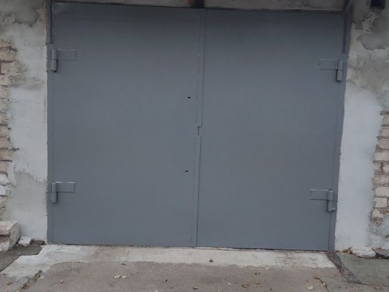 Сдам гараж за Димитровским  рынком