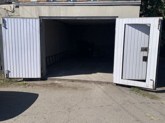 Аренда  гаража в центре города Каменское