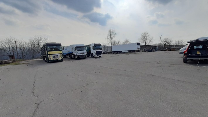 Здам асфальтовану площадку - фото 1