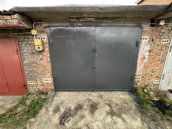 Гараж біля речевого ринку - фото 1