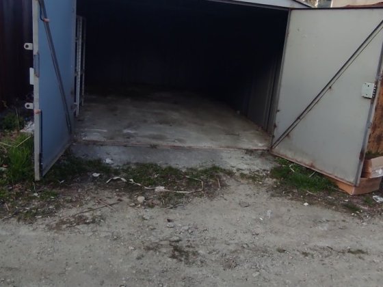 Терміново здається гараж р-н Ентузіастів, вільний!