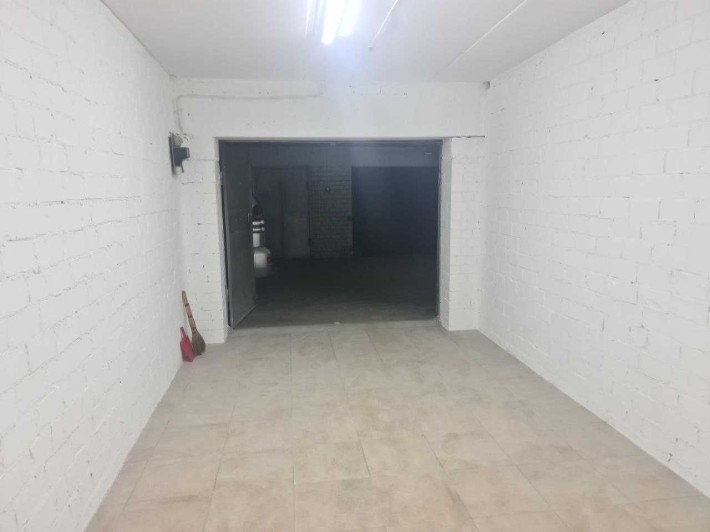 Гараж а.к. Аврора митниця - фото 1