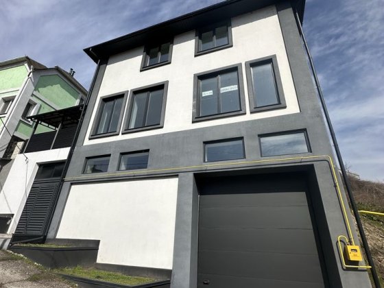 Дом, будинок, казбет,з видом Дніпро, центр, 6.1 сотка, земля, ділянка Черкаси