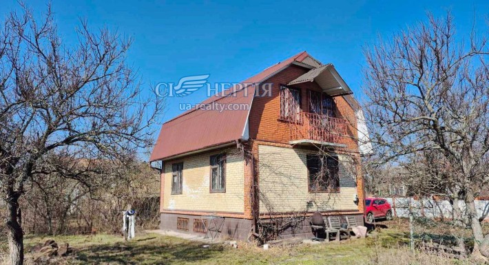 ДАЧА Осокорки Садова 45, 100 м до Дніпра 15 хв до метро Славутич - фото 1