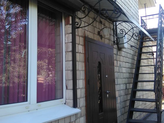 Продається будинок (район Кармелюка-Жасмінна) з садом Чернівці