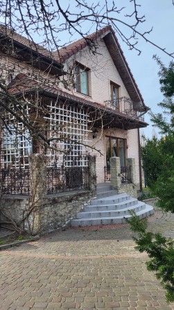 Отдельно стоящий дом по ул Леси Украинки - фото 1