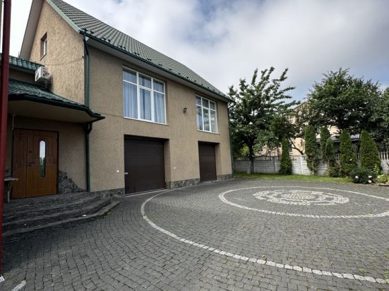 Продаж! будинку на вул. Тополиній район Роша Чернівці