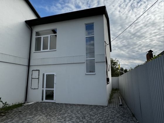 Таунхауз,  111м.кв., вул.Кривоноса/Казбет Черкаси