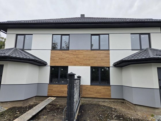 Продаж / Будинок / вул. Малорівненська, Басів Кут, Рівне Рівне