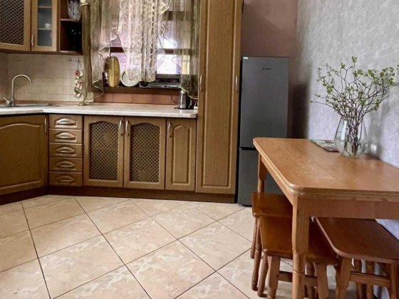 Продам будинок, 4кімнати, гараж, 10сот, річка, 3км метро Славутич Осокорки