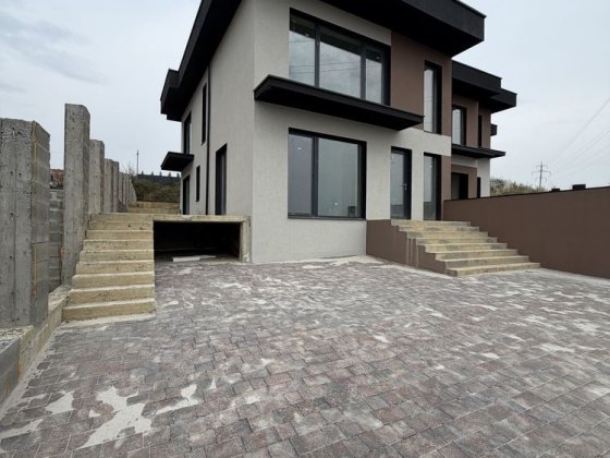 Продаж таунхаусу. Ужгород