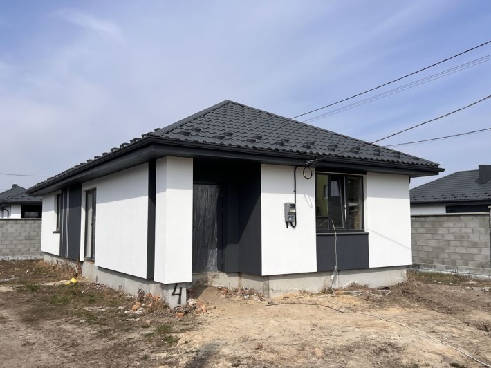 Будинок з міськими мережами в районі Льонокомбінату - фото 1