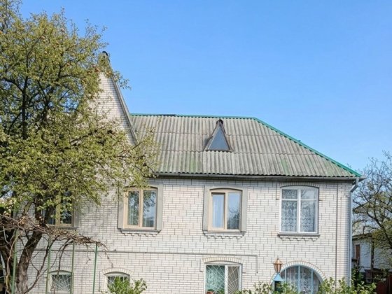 Продається будинок Оболонь Богатирська Сади з  ділянкою 8сот