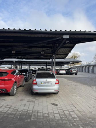 Паркоместо под навесом. Фаворит - фото 1