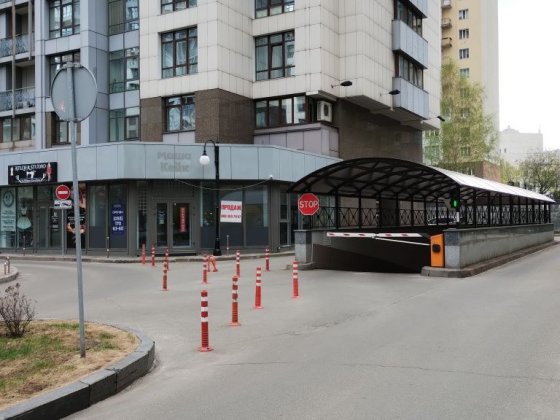 Здам паркомісце  вул. Верхогляда, 12 (14), Київ Печерськ Липки