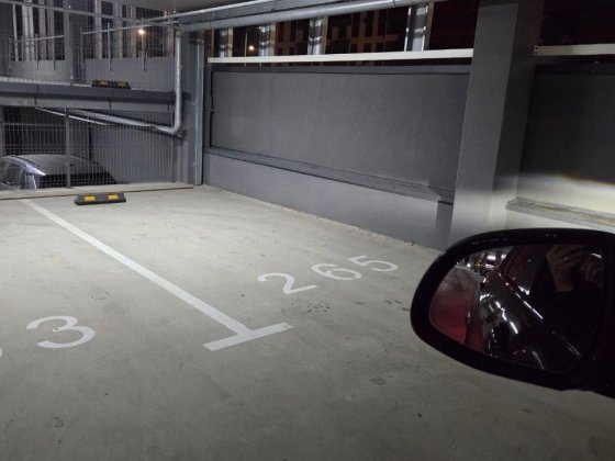 Здам в оренду паркомісце Киев