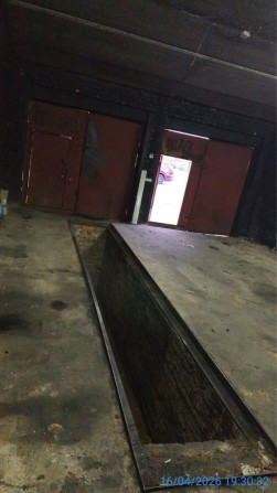 ДК Строителей ,двойной гараж с ямой ,центр - фото 1