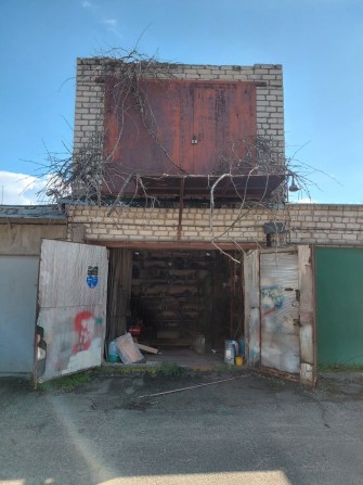 Сдам продам гараж АГК Берег - фото 1