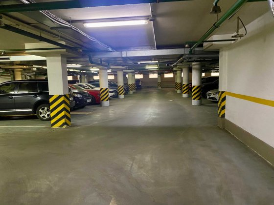 Оренда паркомісця ЖК Дипломат Холл (поруч ЖК Auroom, Kadorr) Жилянська