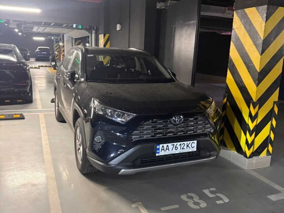 Оренда паркомісця у ЖК TRIIINITY Печерськ Київ