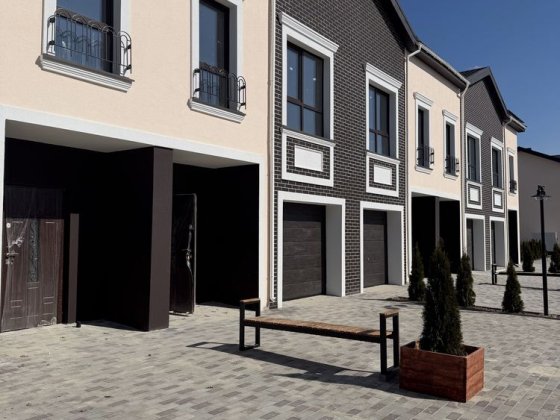 Продаж таунхаус  у котеджному містечку “Euro Village” Чернігів