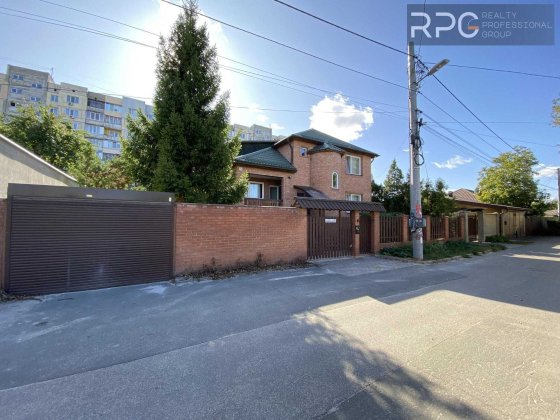 Продам будинок 270м² 8.06с землі вул Богодухівська 3 м Дорогожичі 13хв Київ