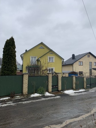 Підкресли свій статус - купи будинок в місті! - фото 1