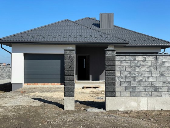 Продам американку з гаражем. 130м². 7соток. Газ. Паркан. Луцьке кільце Ровно