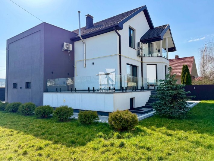 Продаж стильного газифікованого будинку в Ужгороді ! - фото 1