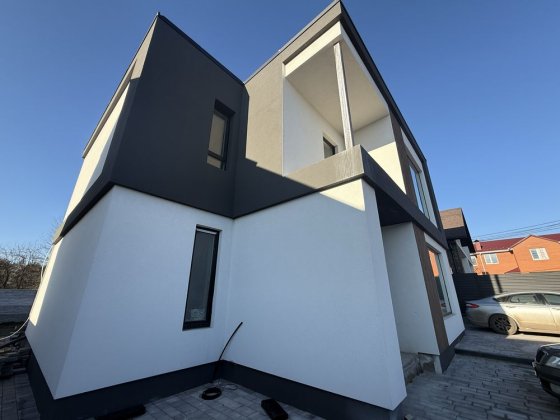 Продам сучасний будинок Винница