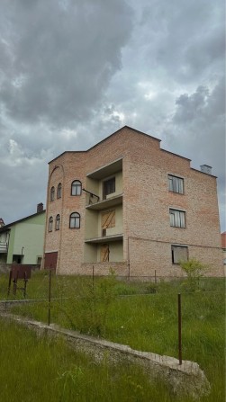 Продаж будинку з розглядом під інвестицію в межах Рівного, 10 соток, з можливістю докупити поряд ще  - фото 1