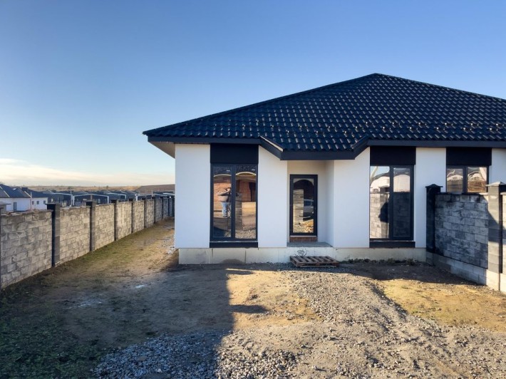 Продам будинок Американка , котедж на дві сімʼї. Р-н Макарова - фото 1