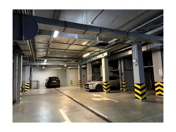 Здається паркомісце в ЖК Зарічний Київ