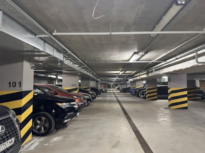 Здам паркінг Полтавська, 10 - фото 1