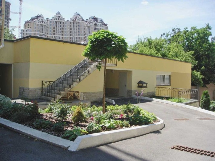 Паркинг Олеся Гончара / Ивана Франка / Ярославов Вал / Липинского - фото 1