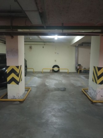 Сдам паркомісце, Срібнокільска 1. - фото 1