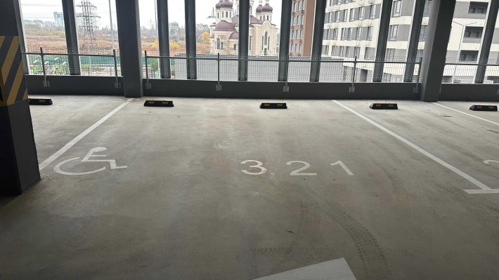 Здам в довгострокову оренду крите паркомісце - фото 1