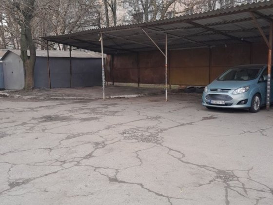 Сдам место на стоянке "Ромашка" Крыжановка